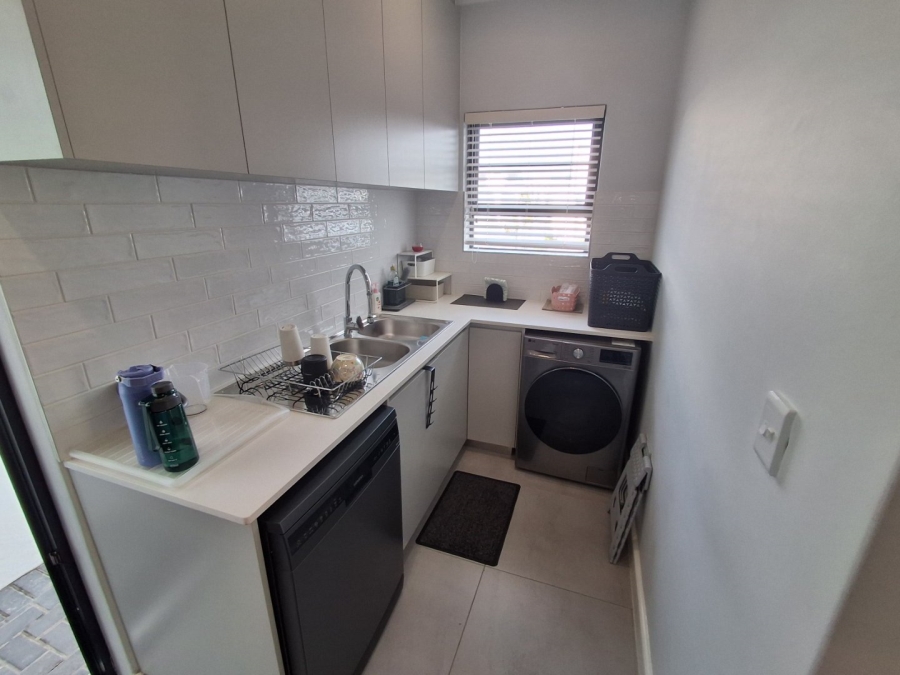 4 Bedroom Property for Sale in Sandown Western Cape